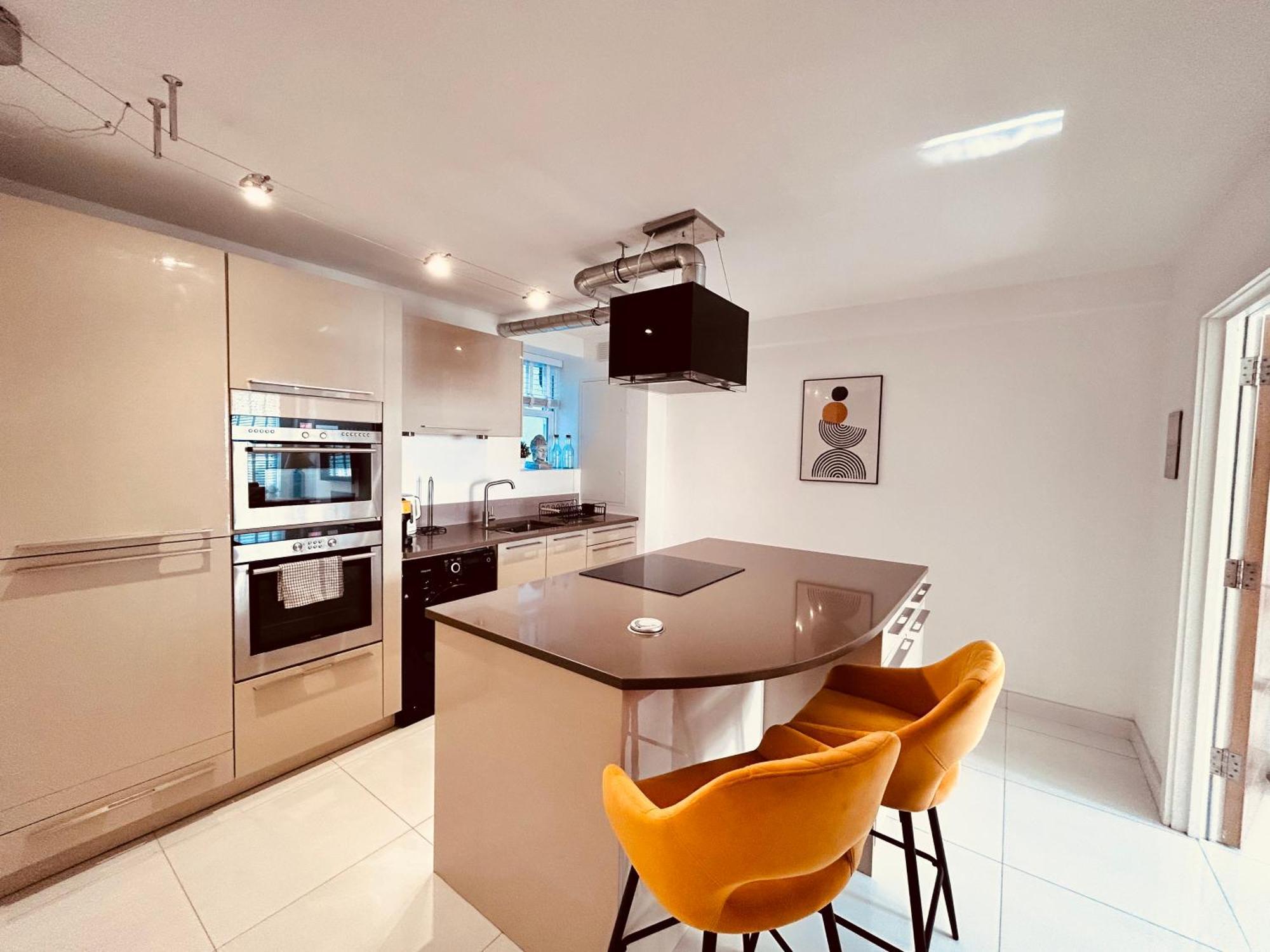 Stunning Spacious B.Apt. Slps.4 London Exterior photo
